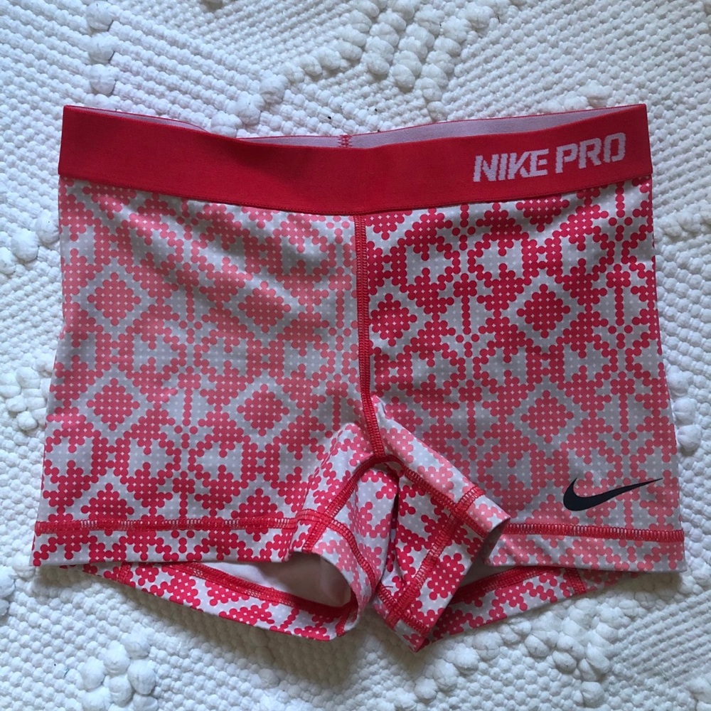Nike pro shorts - S